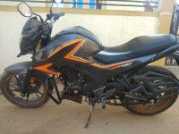 Orange Honda CB Hornet 160R