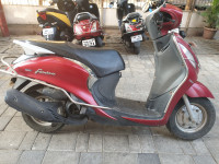 Matt Red Yamaha Fascino