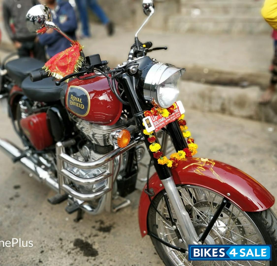 Red Royal Enfield Classic 350