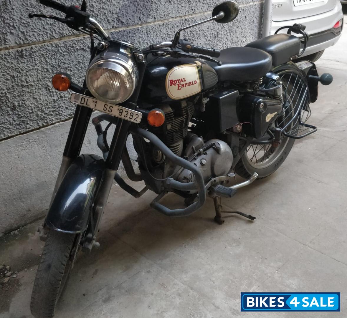 Black Royal Enfield Classic 350