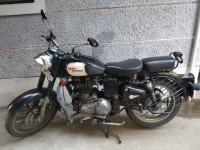 Black Royal Enfield Classic 350