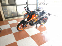 Orange KTM Duke 390