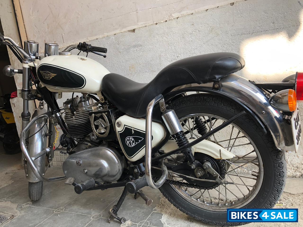 Royal Enfield Bullet Standard 350