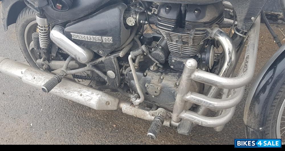 Black Royal Enfield Thunderbird 500