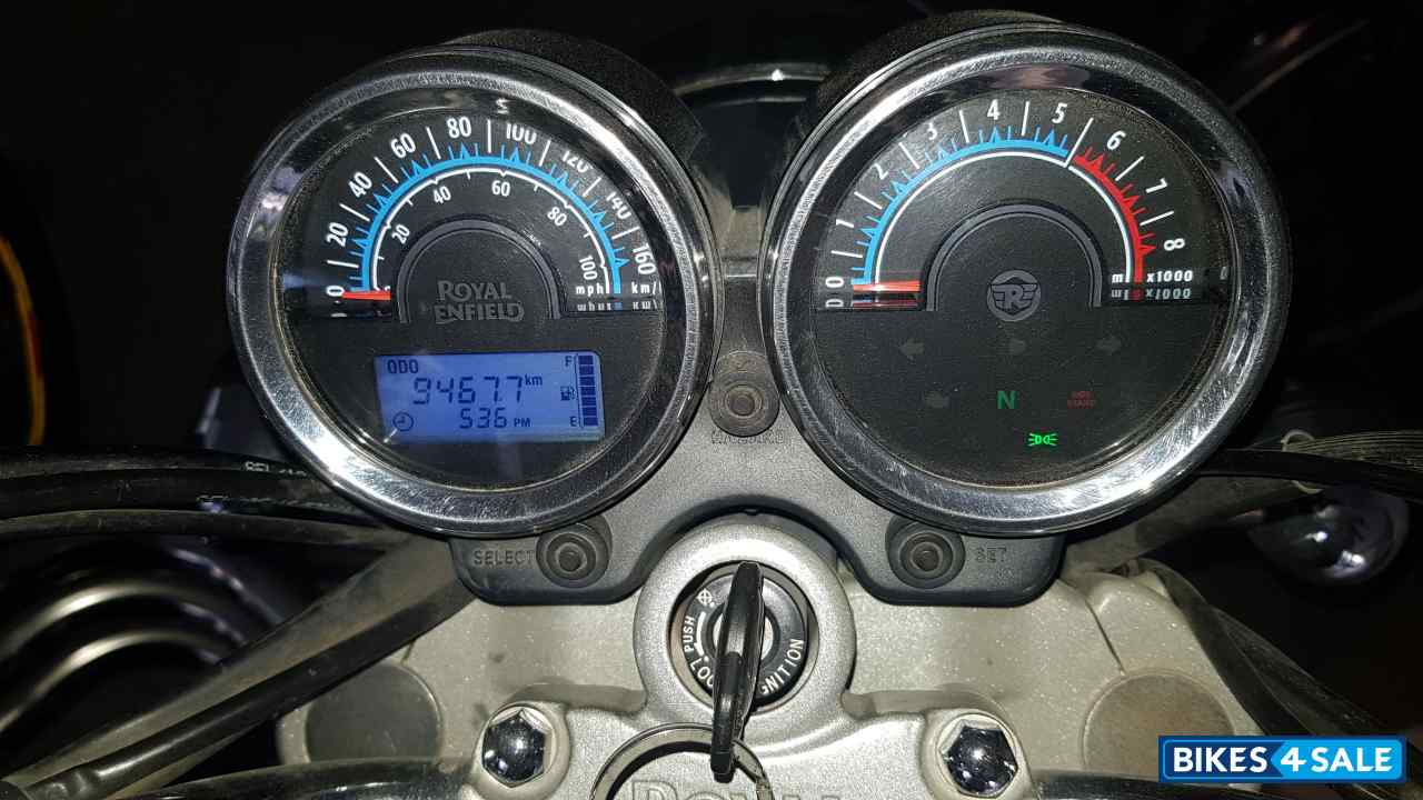 Black Royal Enfield Thunderbird 500