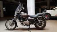 Brown Bajaj Avenger Cruise 220