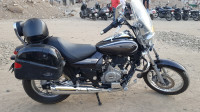 Brown Bajaj Avenger Cruise 220