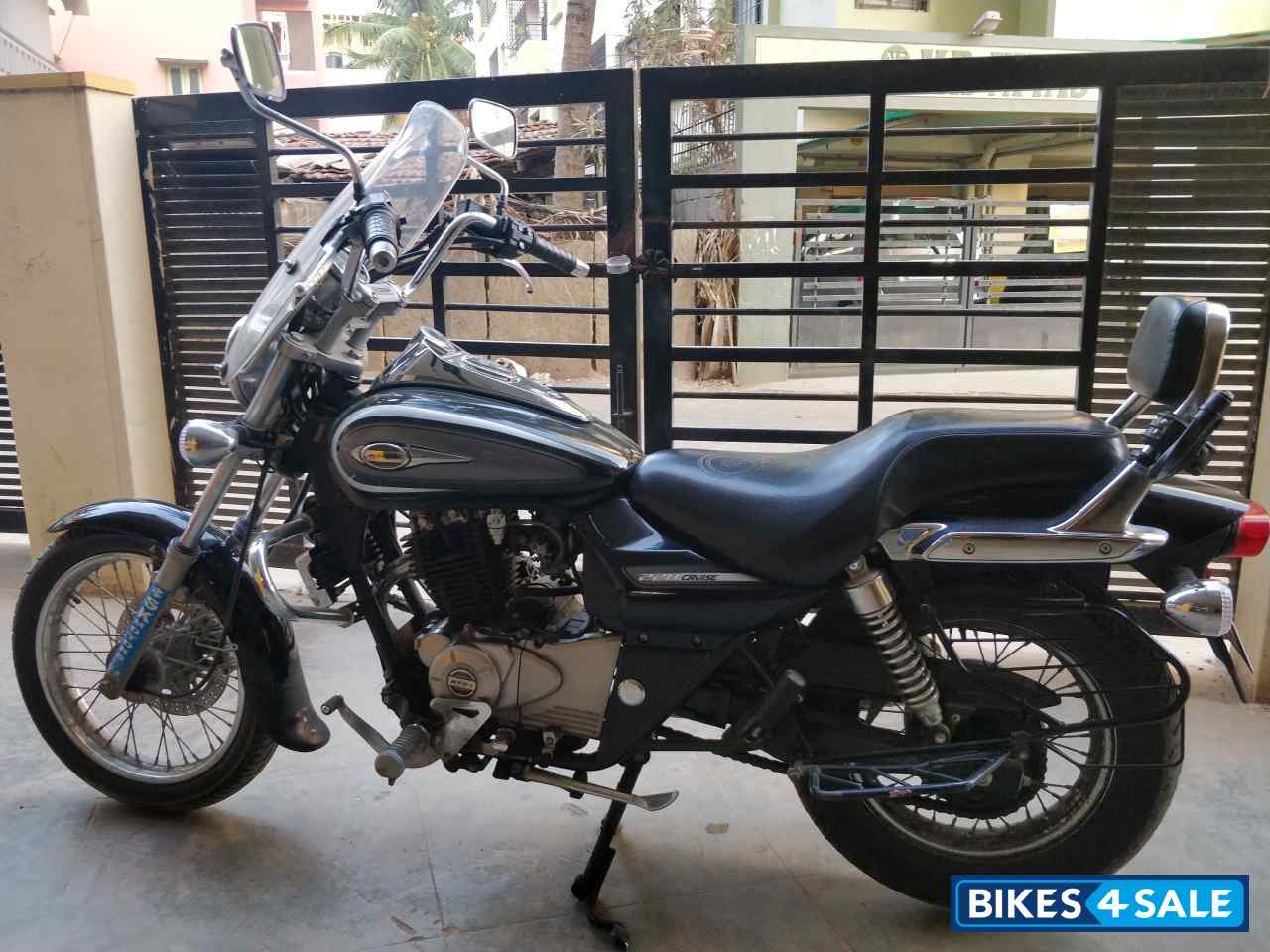 Bajaj Avenger Cruise 220