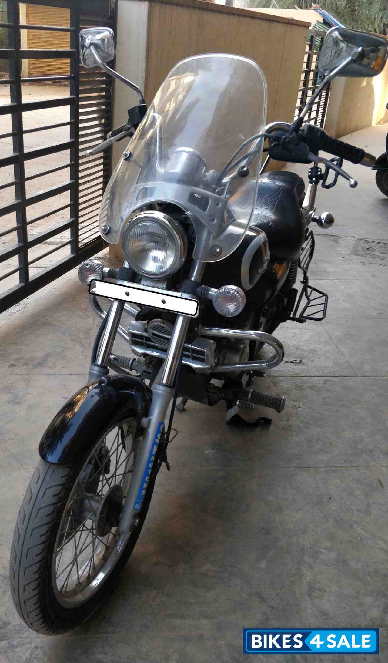 Bajaj Avenger Cruise 220 Bajaj Avenger Cruise 220