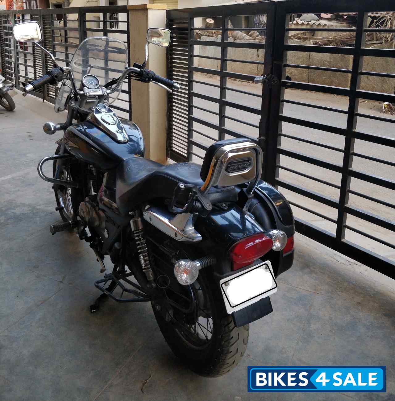 Bajaj Avenger Cruise 220 Bajaj Avenger Cruise 220