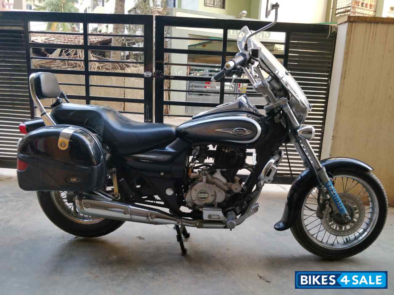 Bajaj Avenger Cruise 220 Bajaj Avenger Cruise 220