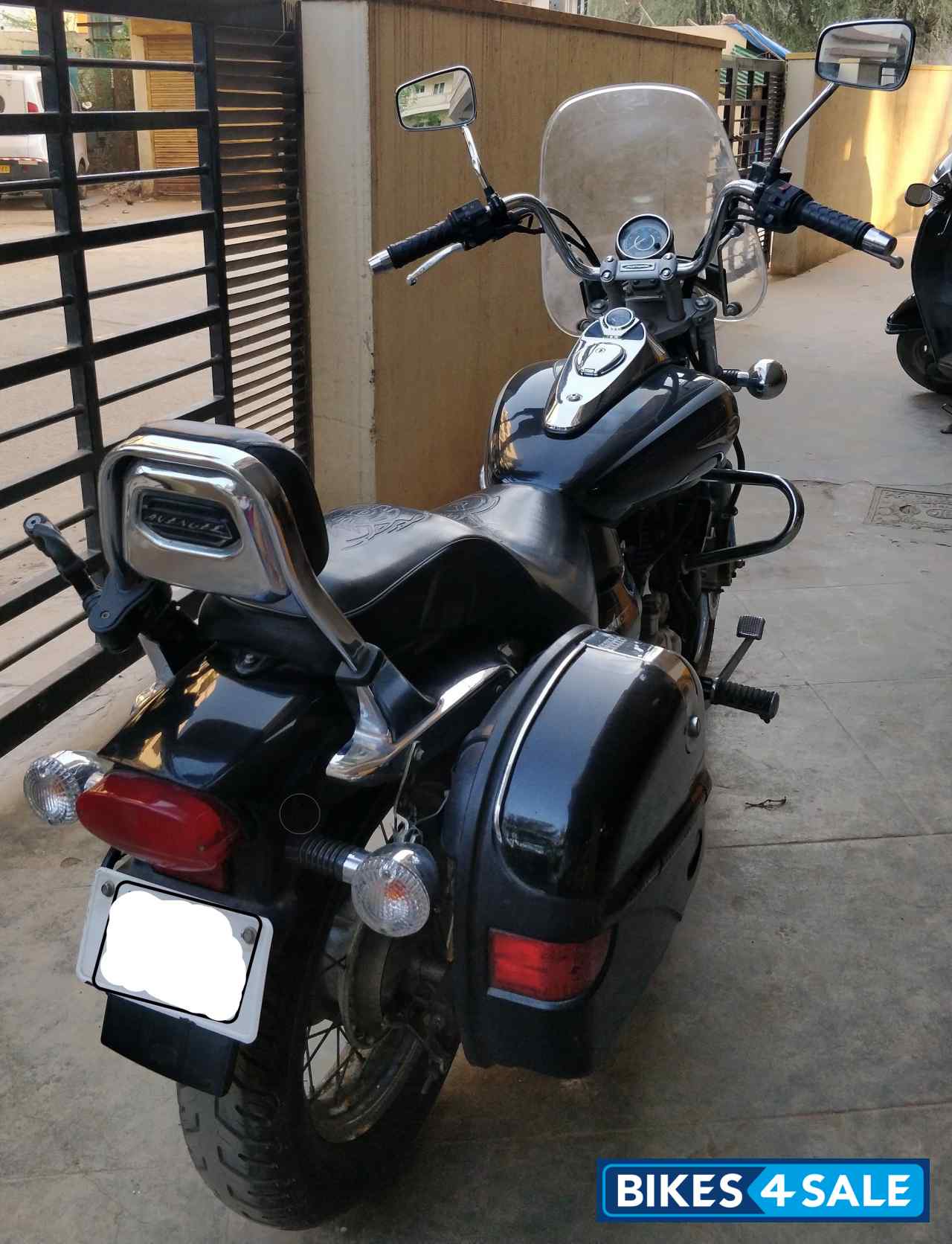 Bajaj Avenger Cruise 220 Bajaj Avenger Cruise 220