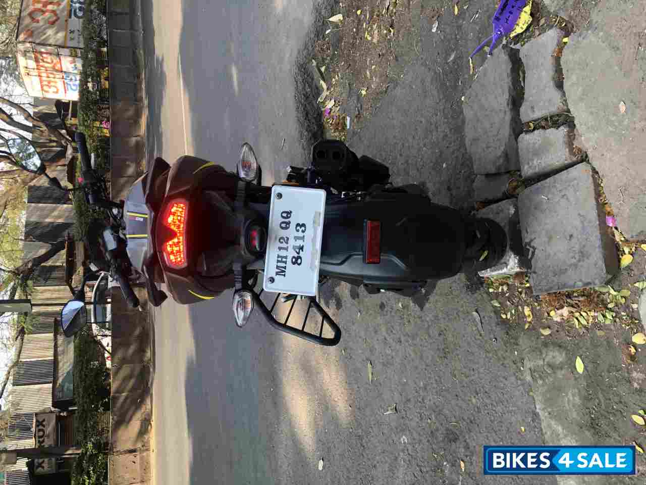 TVS Apache RTR 200 4V Race Edition 2.0