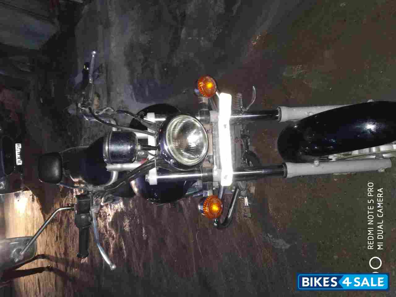 Bajaj Avenger 220 DTS-i