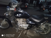 Bajaj Avenger 220 DTS-i