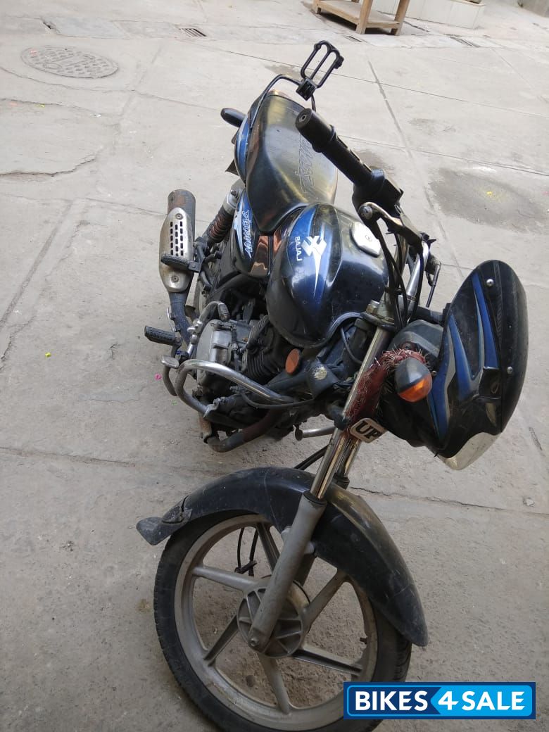 Black Blue Bajaj Discover 125