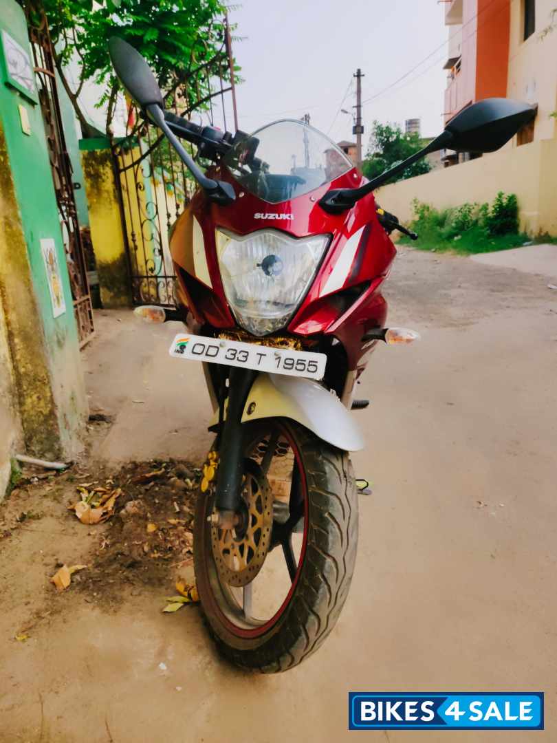 Suzuki Gixxer SF