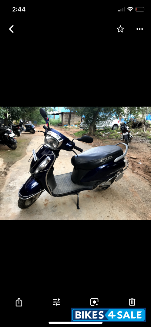 Blur Suzuki Access 125