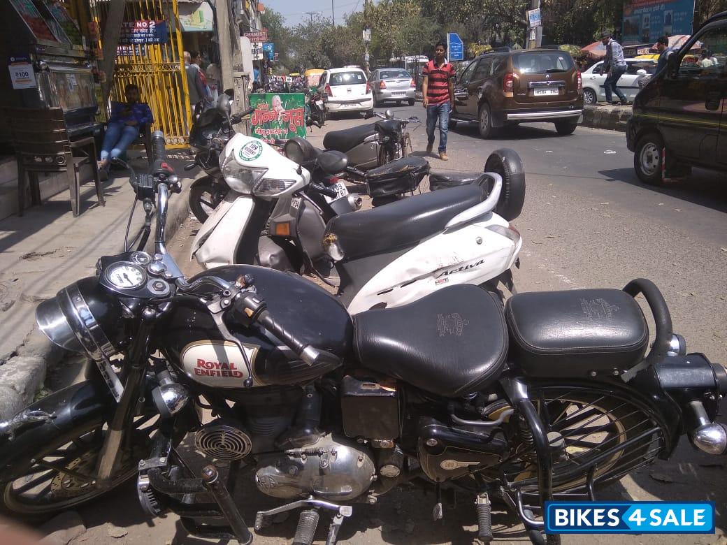 Royal Enfield Classic 500