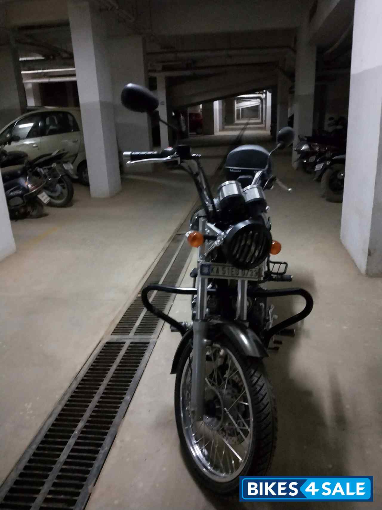 Royal Enfield Thunderbird 350