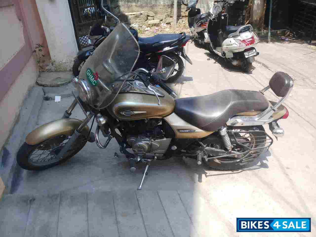 Bajaj Avenger Cruise 220