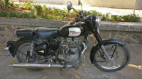 Black Royal Enfield Classic 350