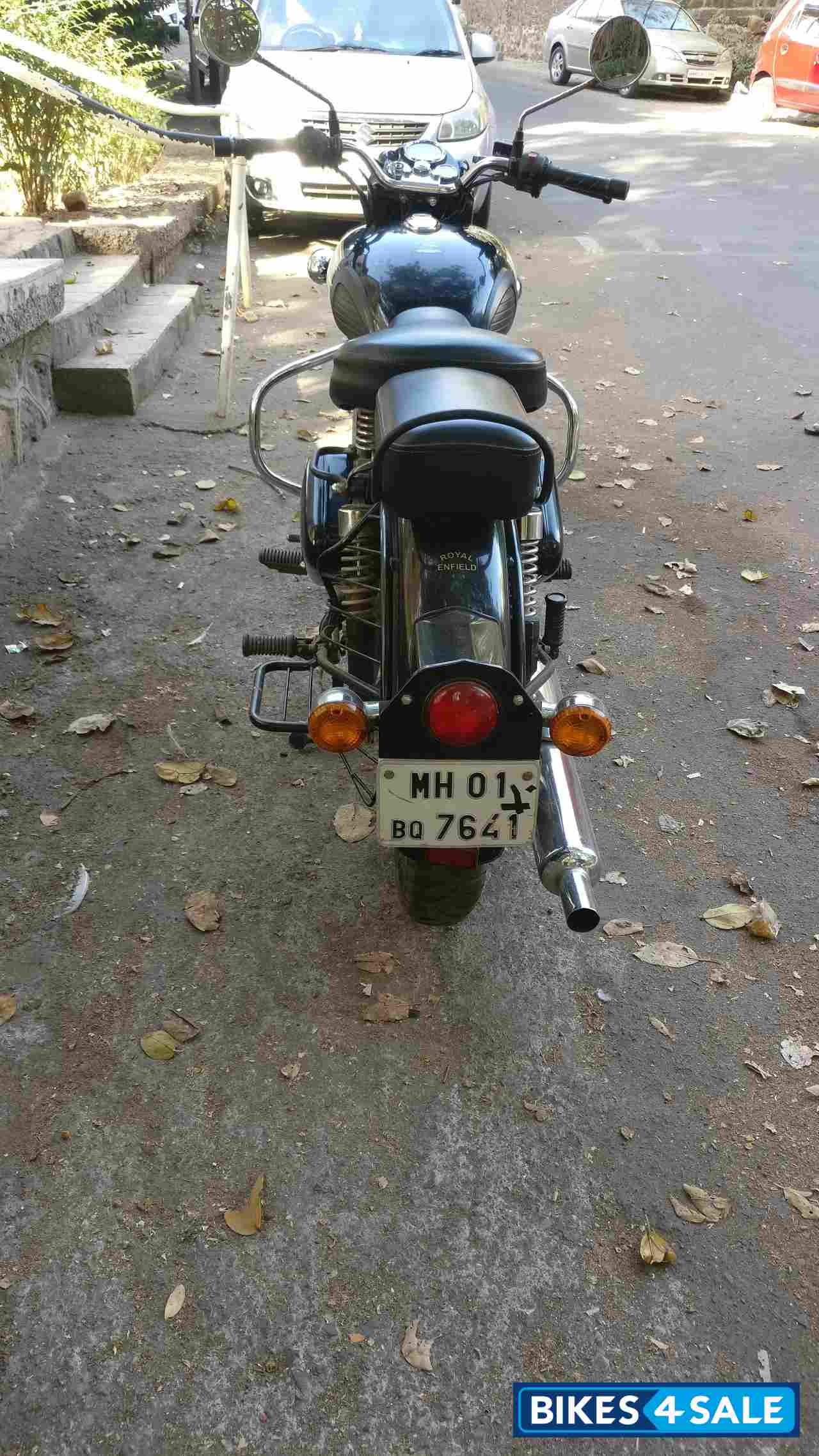 Black Royal Enfield Classic 350