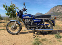 Regal Blue Yamaha RD 350