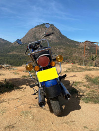 Regal Blue Yamaha RD 350