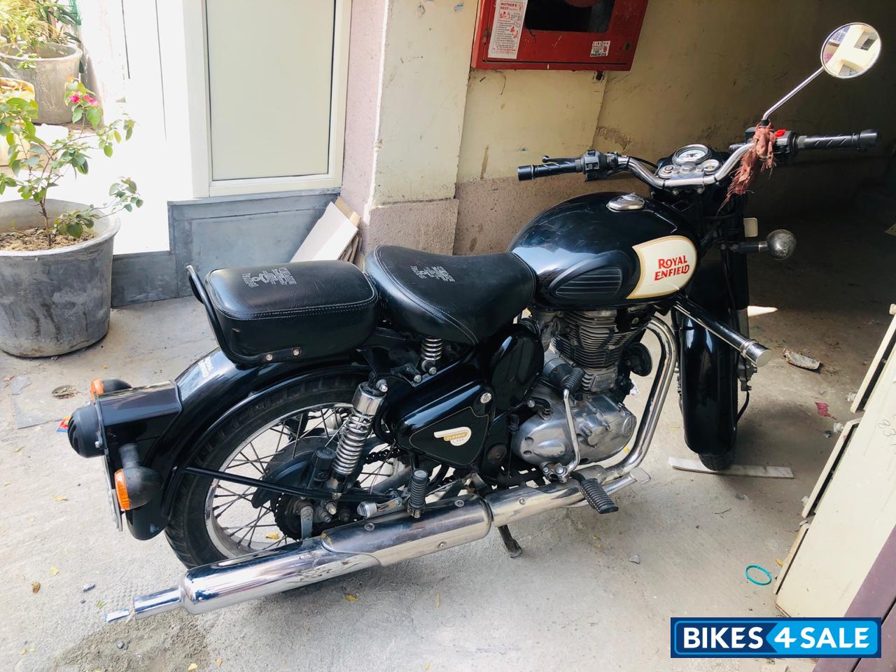 Royal Enfield Classic 350 Royal Enfield Classic 350