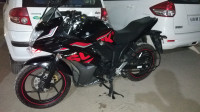 Black Suzuki Gixxer SF
