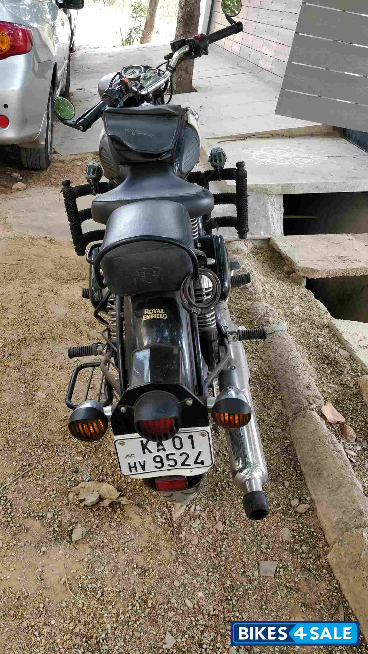 Royal Enfield Classic 350 Royal Enfield Classic 350