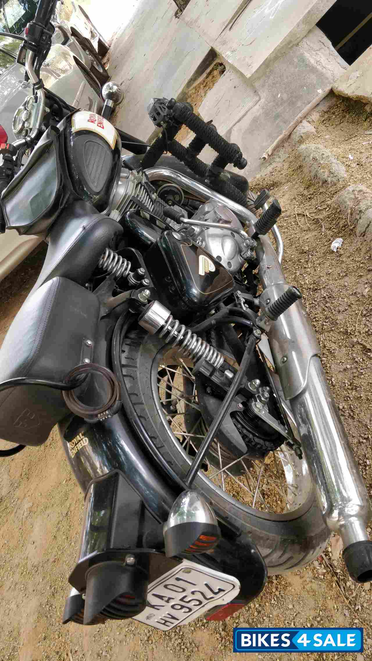 Royal Enfield Classic 350 Royal Enfield Classic 350