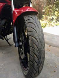 White Red Yamaha FZ-S FI V2