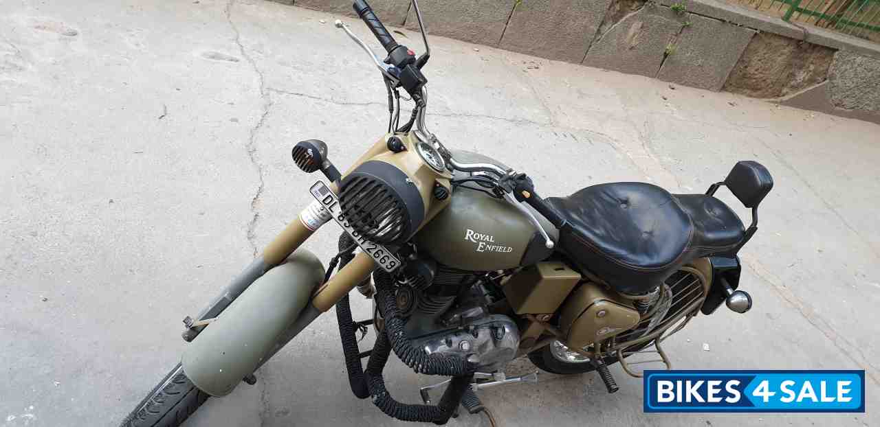 Desert Storm Royal Enfield Classic Desert Storm