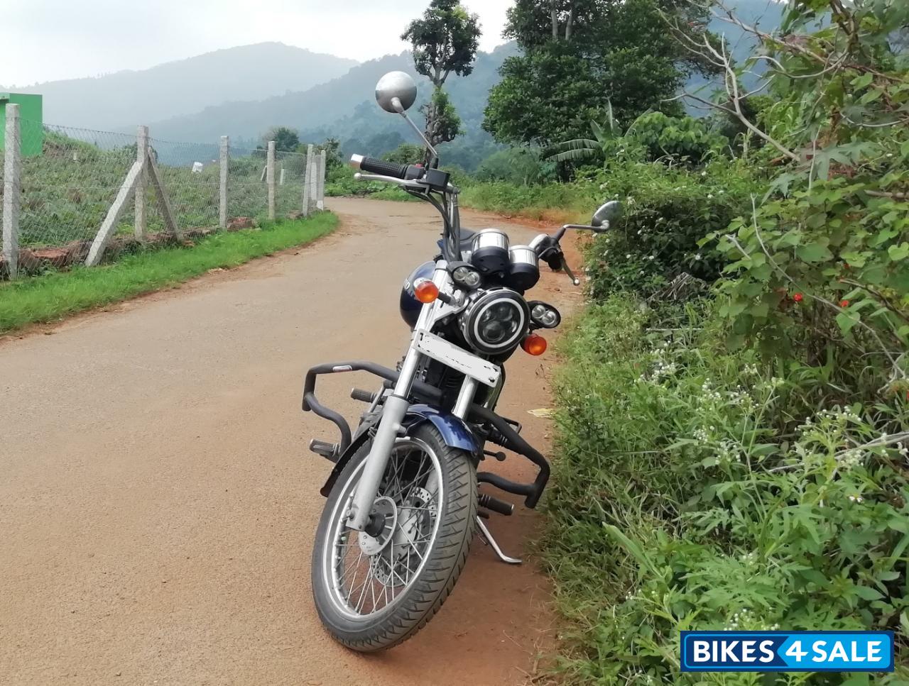Royal Enfield Thunderbird 350