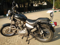 Magic Black Royal Enfield Thunderbird 350