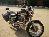 Magic Black Royal Enfield Thunderbird 350