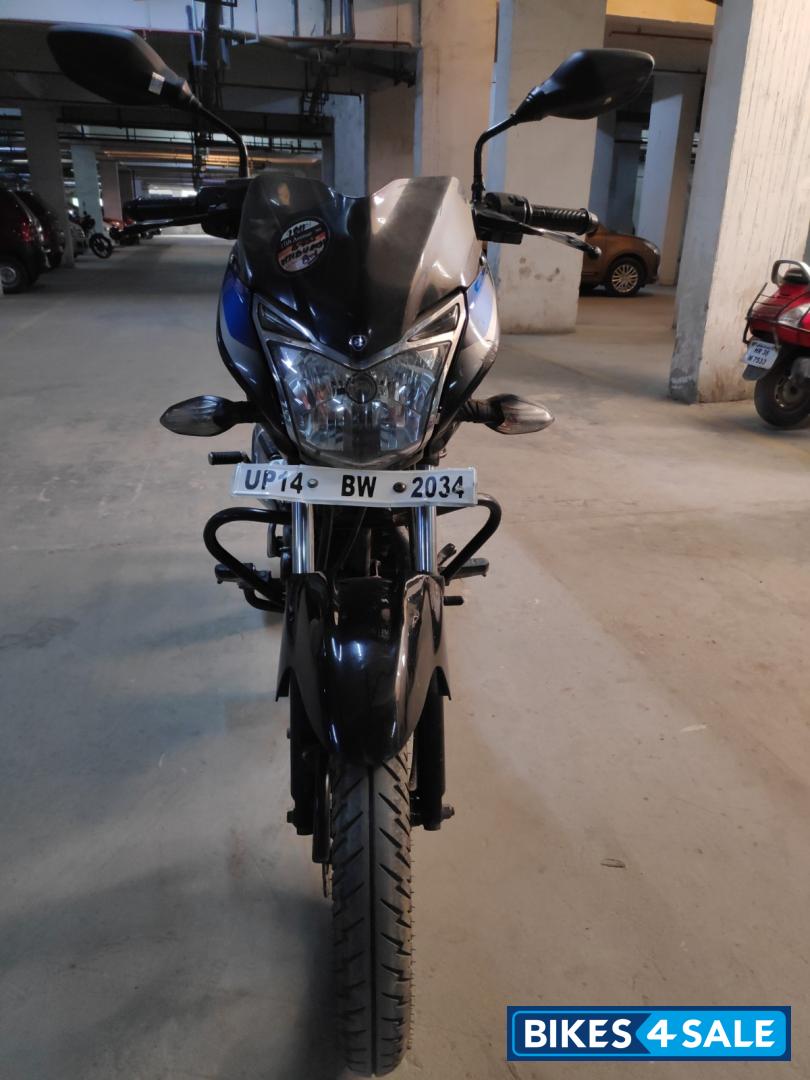 Black Bajaj Discover 125 ST