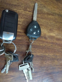 Black Bajaj Avenger Cruise 220