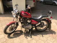 Red Royal Enfield Thunderbird TwinSpark 350