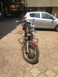Red Royal Enfield Thunderbird TwinSpark 350