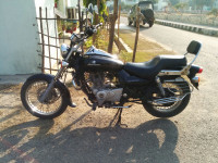 Bajaj Avenger 220 DTS-i