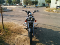 Bajaj Avenger 220 DTS-i