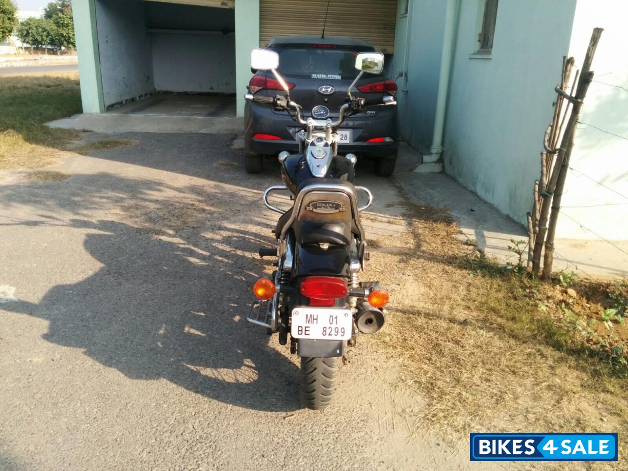 Bajaj Avenger 220 DTS-i