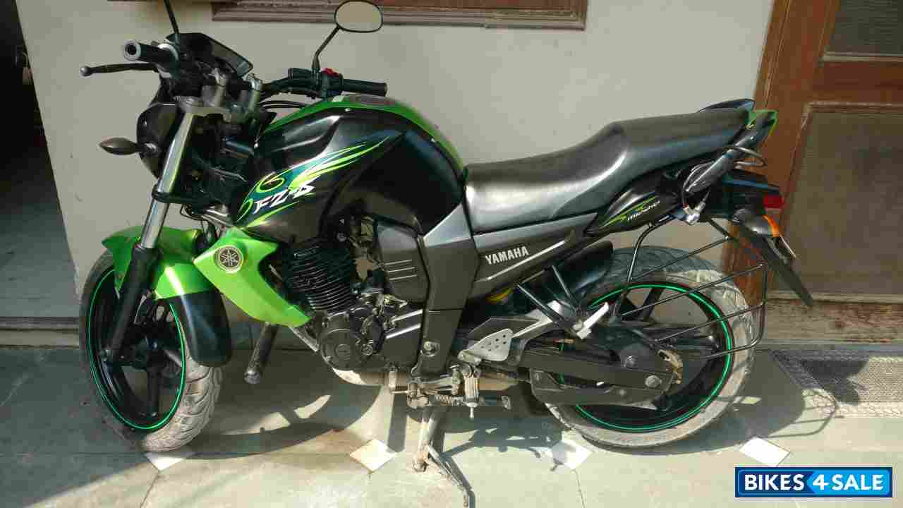Yamaha FZ