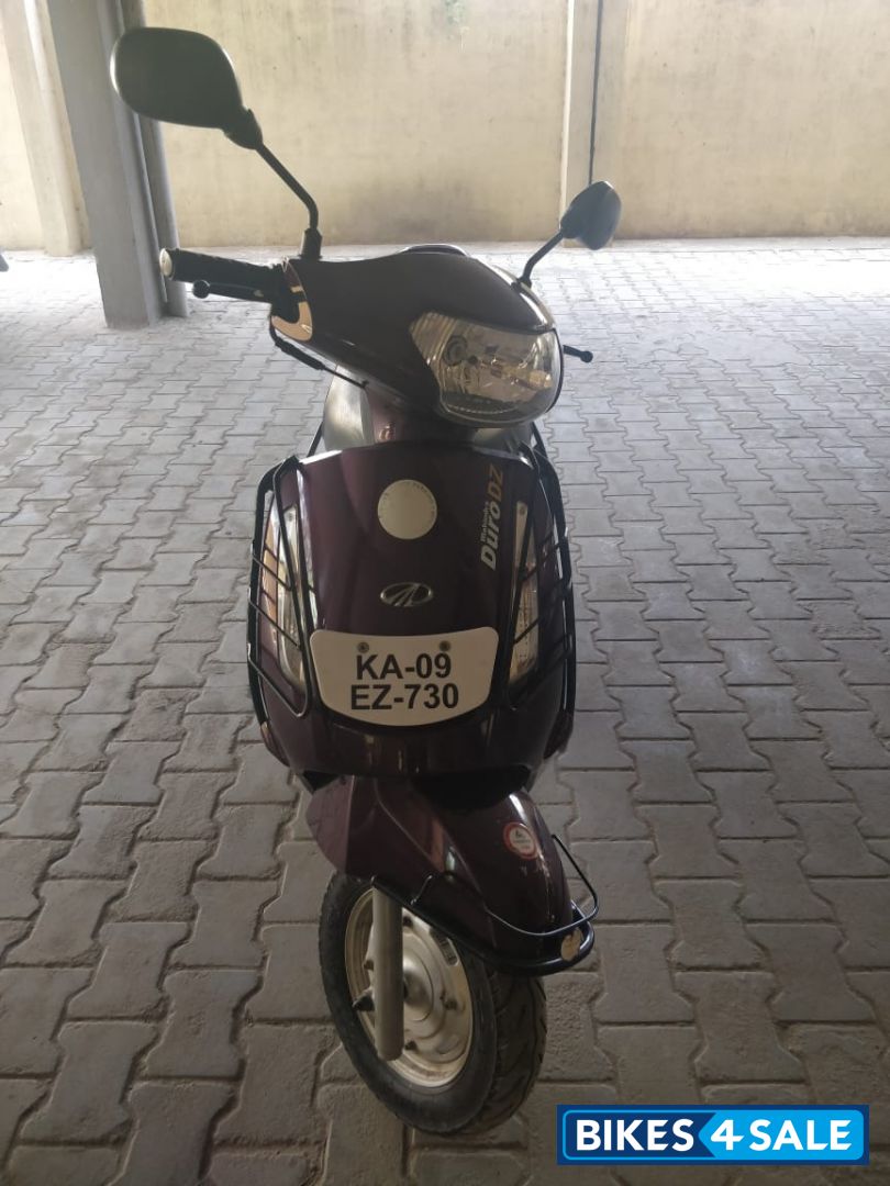 Magenta Mahindra Duro DZ