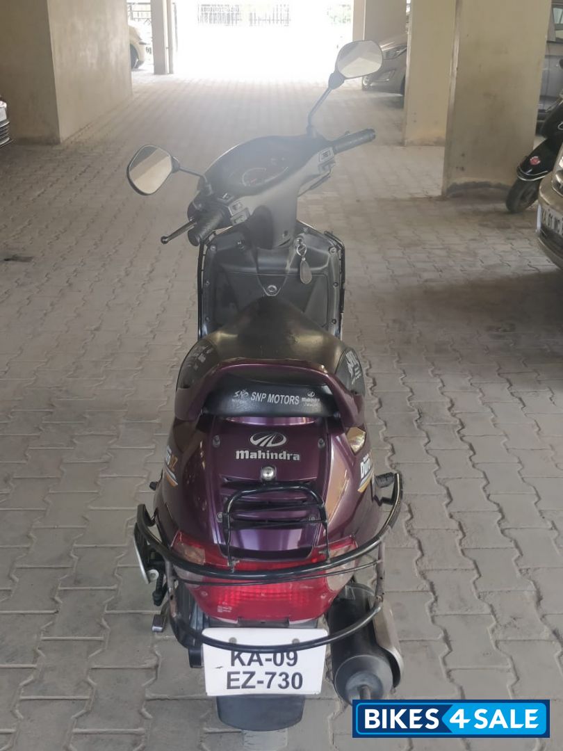 Magenta Mahindra Duro DZ