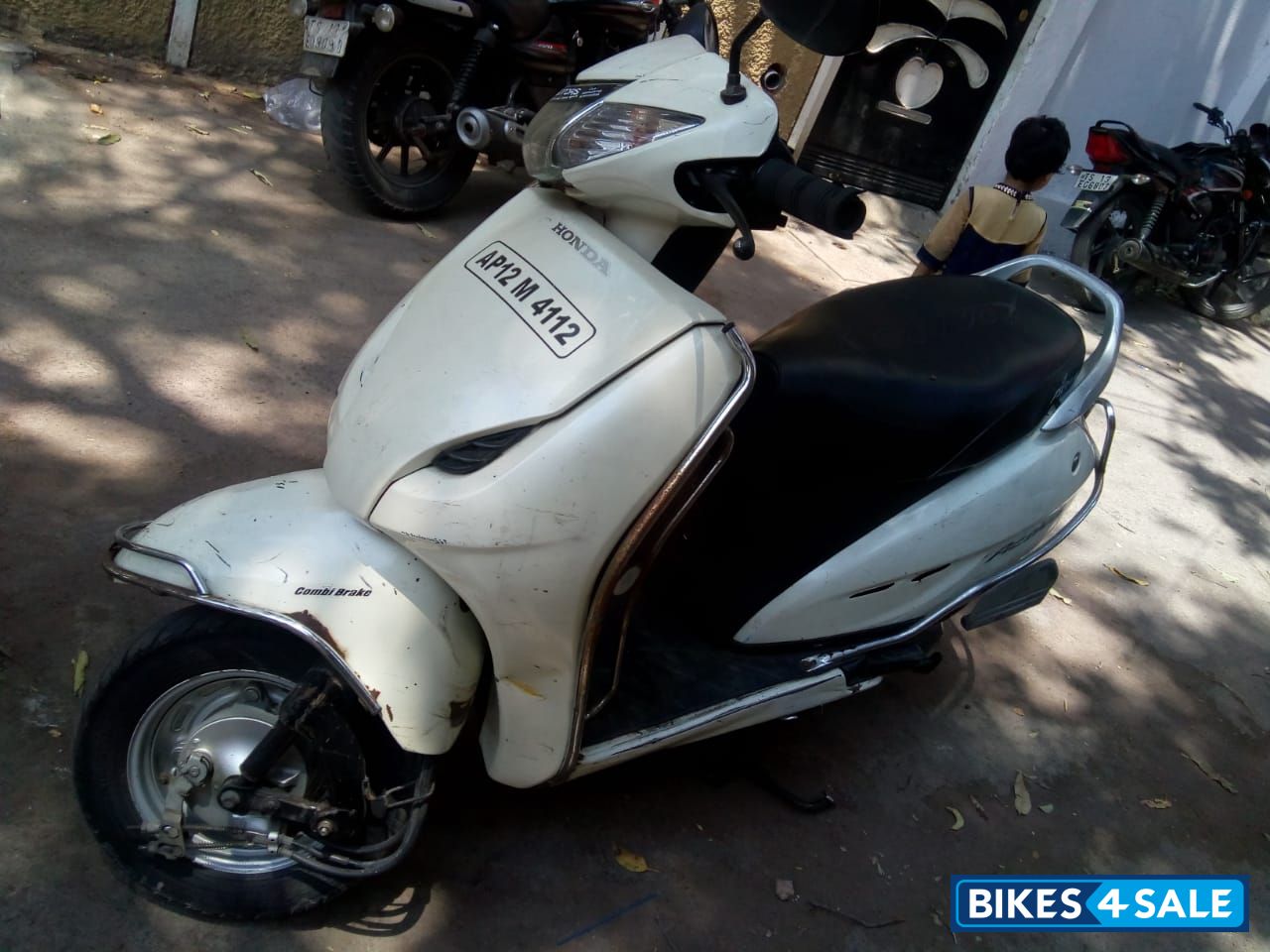 White Honda Activa