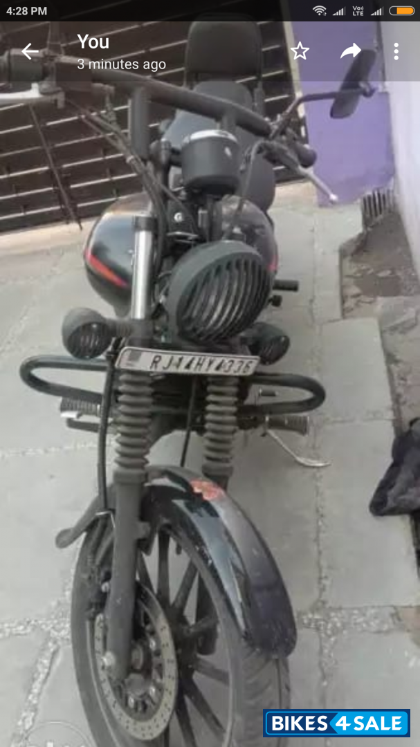 Bajaj Avenger Street 220